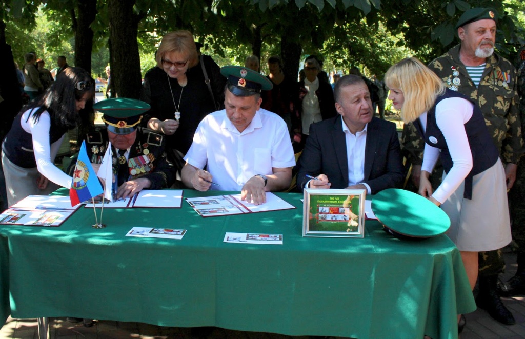 555IMG_3719.JPG 555IMG_3719.JPG